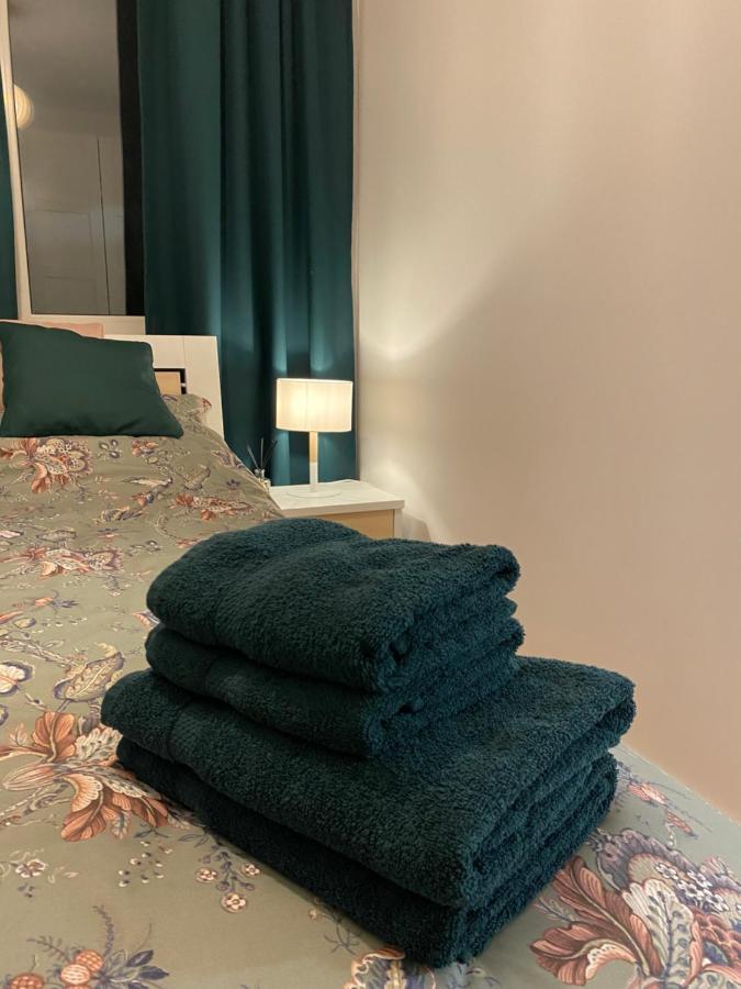 Airport Green Apartment Kl21 - Air Condition & Free Parking وارسو المظهر الخارجي الصورة