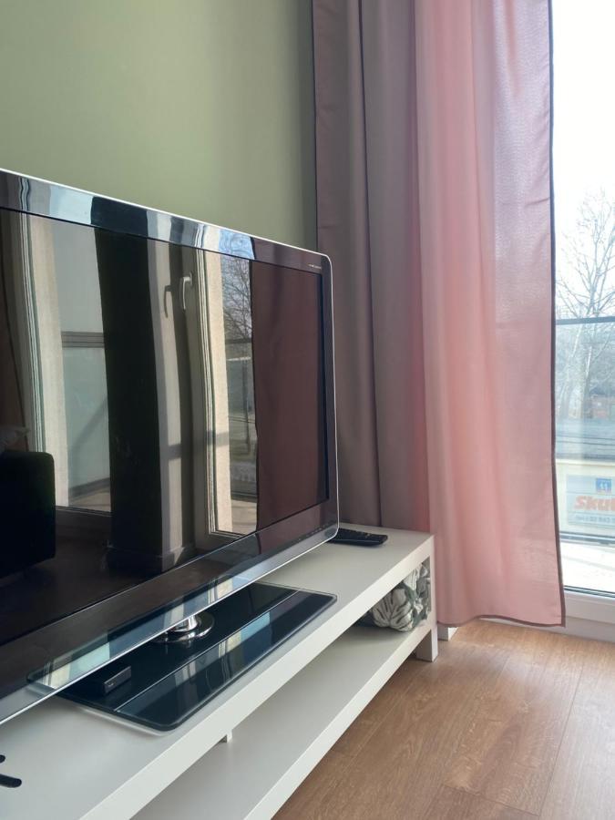 Airport Green Apartment Kl21 - Air Condition & Free Parking وارسو المظهر الخارجي الصورة